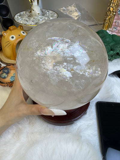 Garden quartz sphere, approximately