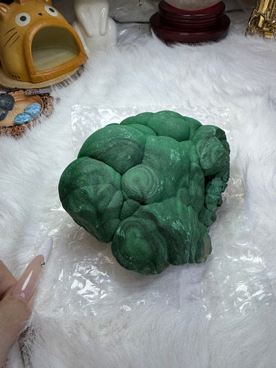 Malachite specimen, approximately