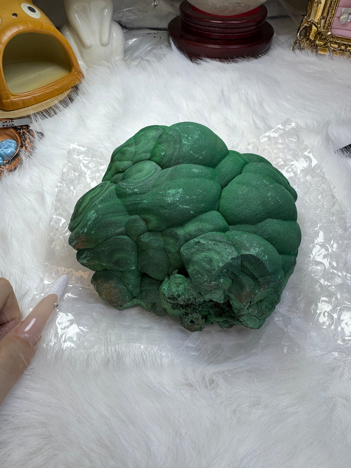 Malachite specimen, approximately