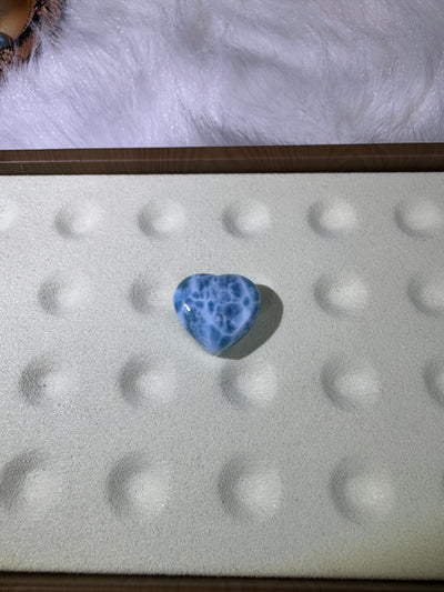 Love-shaped Larimar, with dimensions of 20mm × 22mm