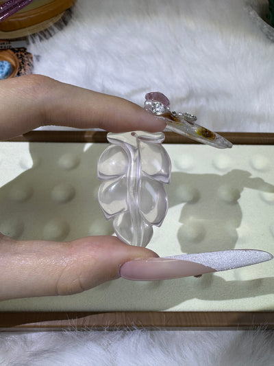 Rose quartz leaf pendant, with dimensions of 42.5mm × 26mm