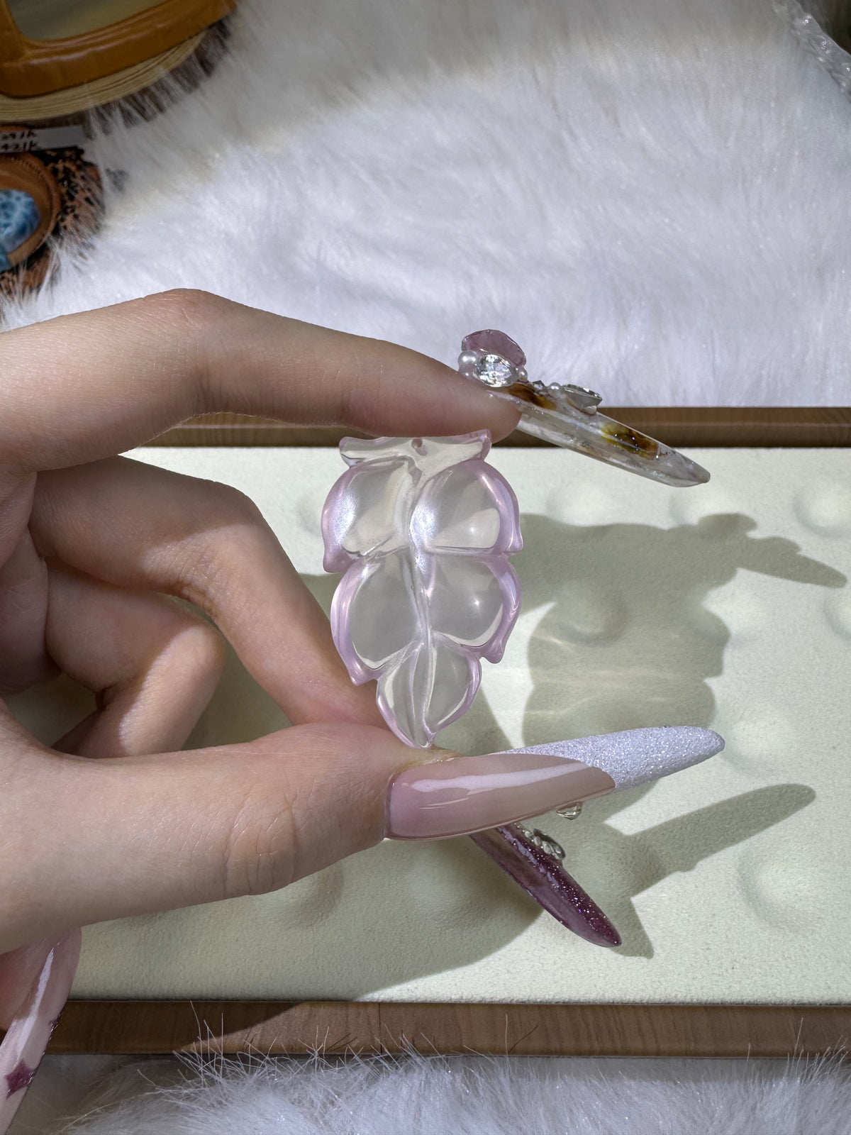 Rose quartz leaf pendant, with dimensions of 42.5mm × 26mm