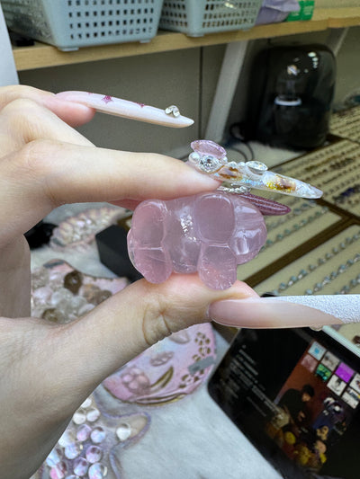 Rose quartz elephant pendant, with dimensions of 36mm × 26mm