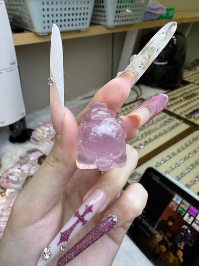 Rose quartz elephant pendant, with dimensions of 36mm × 26mm